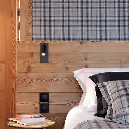 Chalet Le Moulin, Le Praz, 6 Chambres, In, Out *